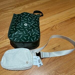 New With Tags Lululemon Everywhere Belt Fleece Cream Crossbody Bag